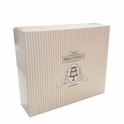 Duże pudełko cukiernicze w paski 